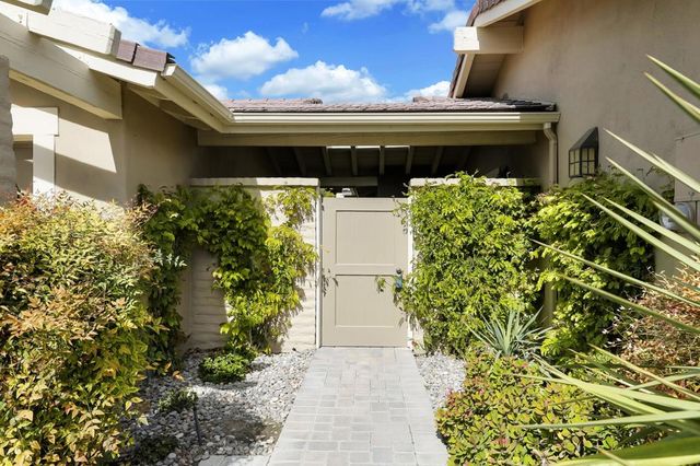272 Running Springs Drive, Palm Desert, CA 92211