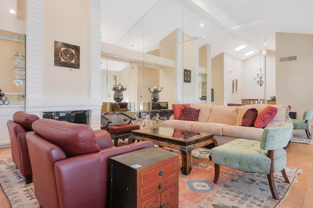 272 Running Springs Drive, Palm Desert, CA 92211