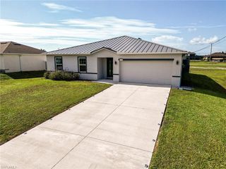 3320 NW 4th TER, Cape Coral, FL 33993