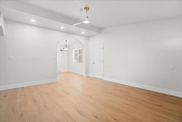 6436 Craighurst Dr, North Highlands, CA 95660