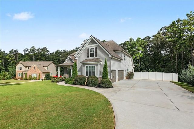 181 Peppertree Drive, Newnan, GA 30265