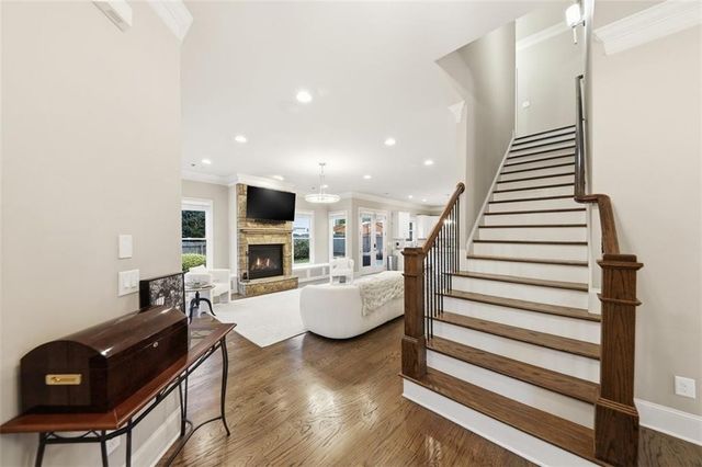 940 Lake Charles Drive, Roswell, GA 30075
