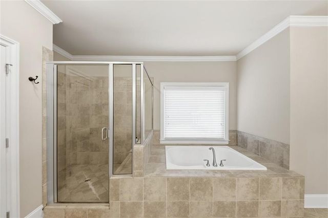 940 Lake Charles Drive, Roswell, GA 30075