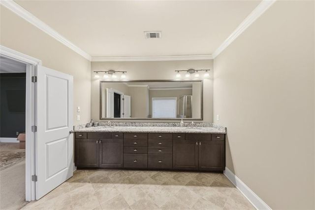 940 Lake Charles Drive, Roswell, GA 30075
