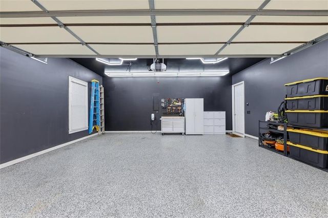 940 Lake Charles Drive, Roswell, GA 30075