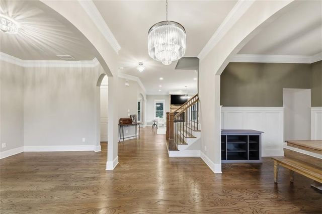 940 Lake Charles Drive, Roswell, GA 30075