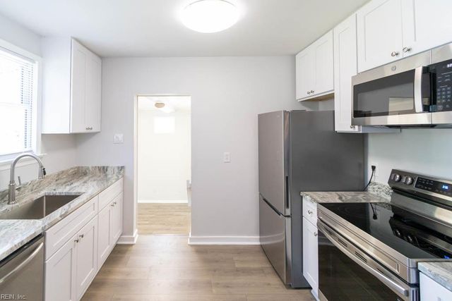 144 Lorengo AVE W, Norfolk, VA 23503