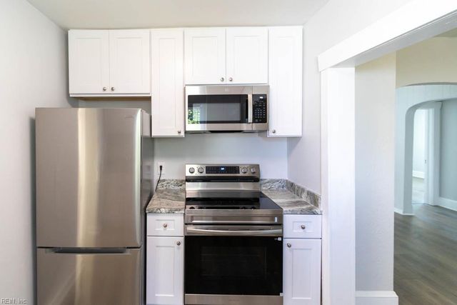 144 Lorengo AVE W, Norfolk, VA 23503