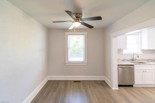 144 Lorengo AVE W, Norfolk, VA 23503