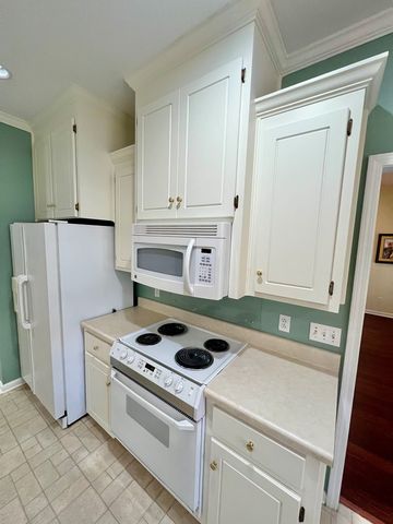 106 Forsythia Lane, Dothan, AL 36305