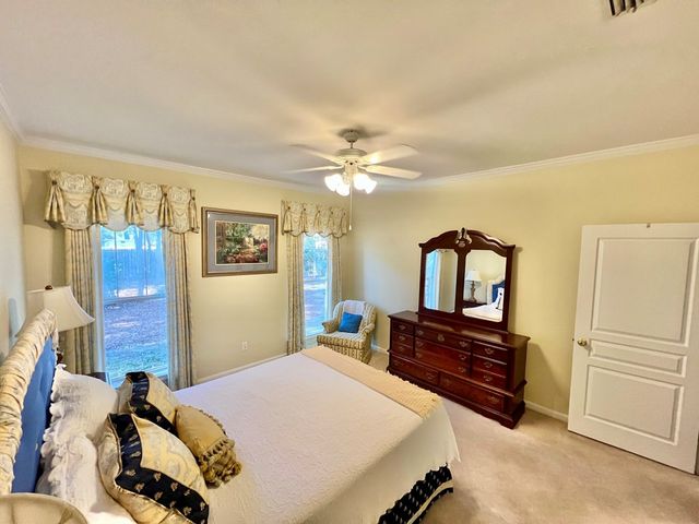 106 Forsythia Lane, Dothan, AL 36305