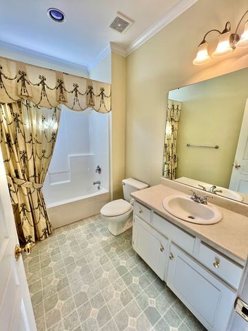 106 Forsythia Lane, Dothan, AL 36305