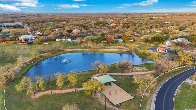 5102 Savannah Way, Von Ormy, TX 78073