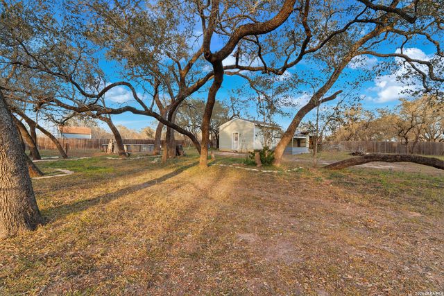 5102 Savannah Way, Von Ormy, TX 78073