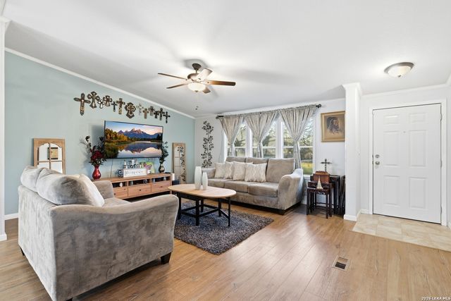 5102 Savannah Way, Von Ormy, TX 78073