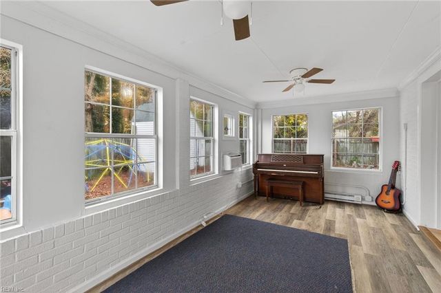 517 Catalpa DR, Newport News, VA 23601