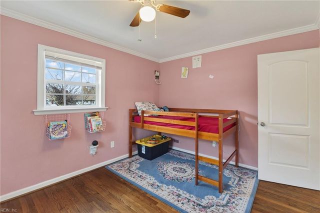 517 Catalpa DR, Newport News, VA 23601