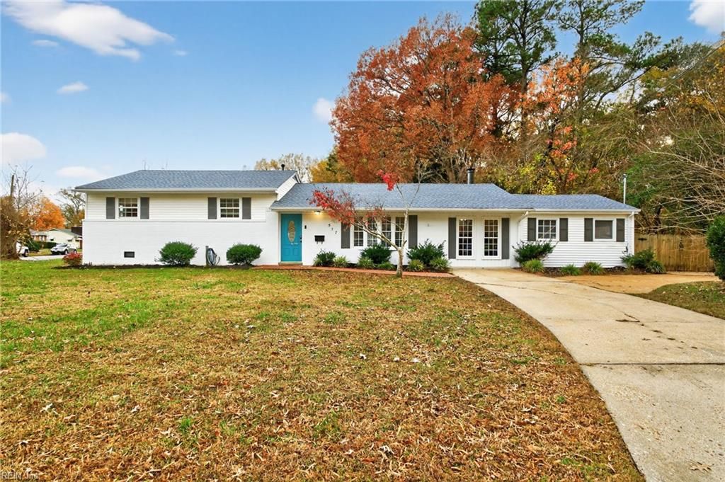 517 Catalpa DR, Newport News, VA 23601