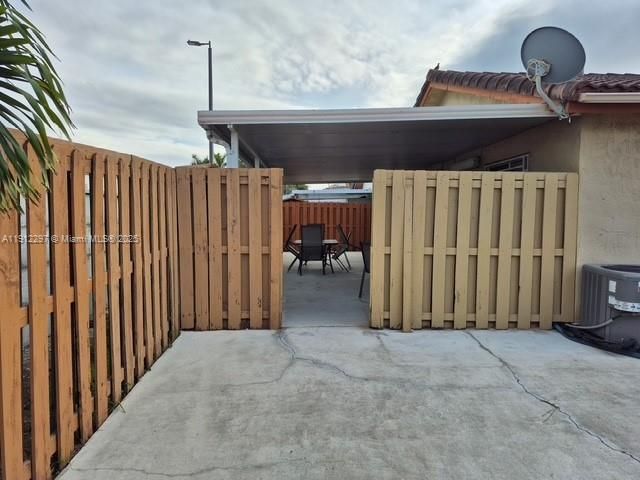 7001 W 35th Ave 220, Hialeah, FL 33018