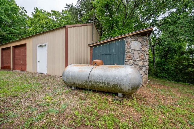 15 NE Aspen Road, Other Mo, MO 65656