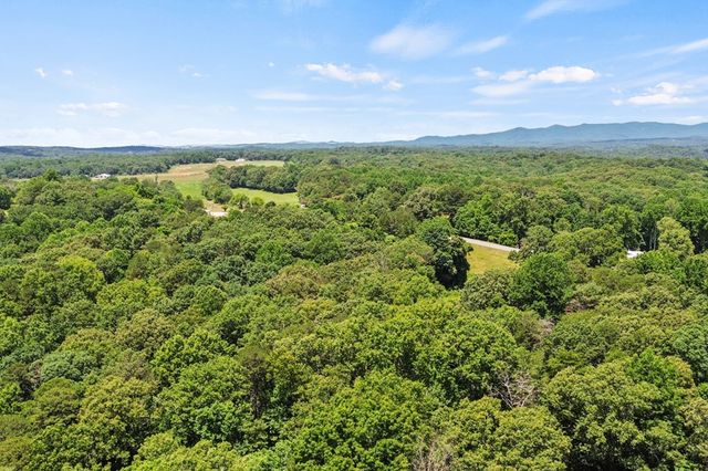 758 Timber Ridge Lane, Ellijay, GA 30540