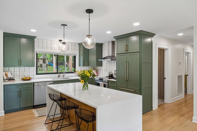 4703 Lovewood Dr, Nashville, TN 37216