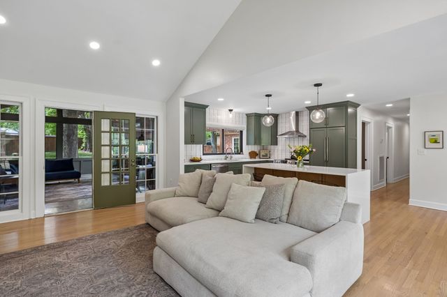 4703 Lovewood Dr, Nashville, TN 37216