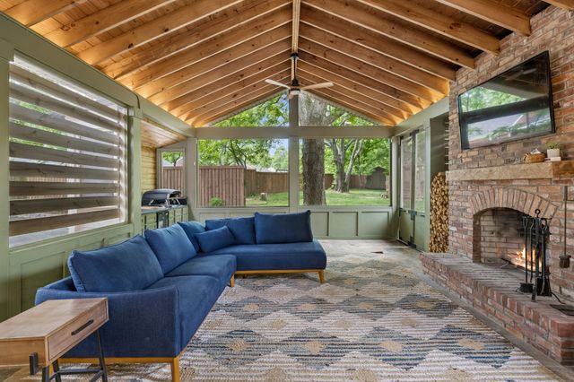 4703 Lovewood Dr, Nashville, TN 37216