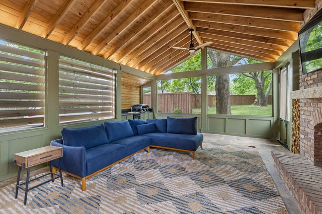 4703 Lovewood Dr, Nashville, TN 37216