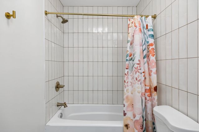 4703 Lovewood Dr, Nashville, TN 37216