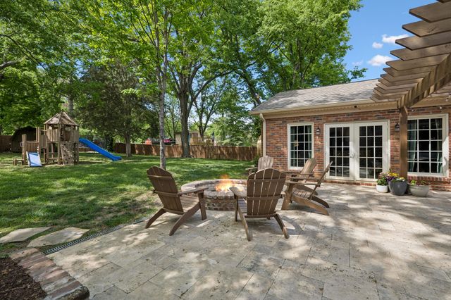 4703 Lovewood Dr, Nashville, TN 37216