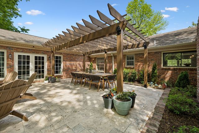 4703 Lovewood Dr, Nashville, TN 37216