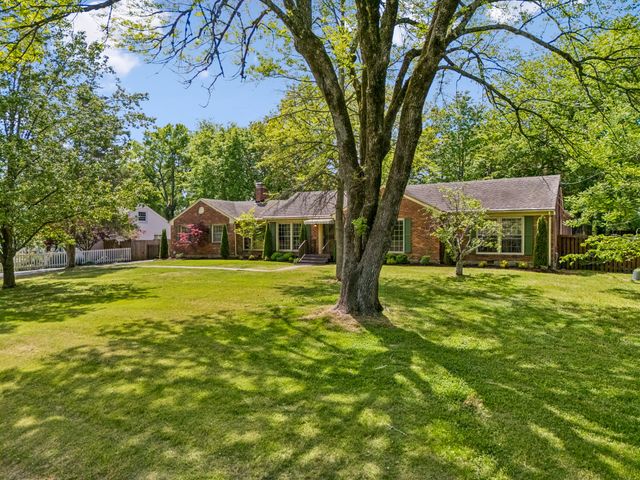 4703 Lovewood Dr, Nashville, TN 37216