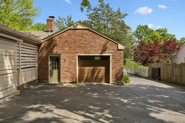 4703 Lovewood Dr, Nashville, TN 37216