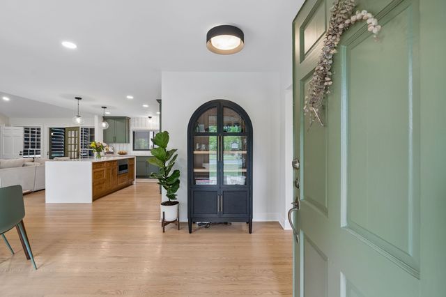 4703 Lovewood Dr, Nashville, TN 37216