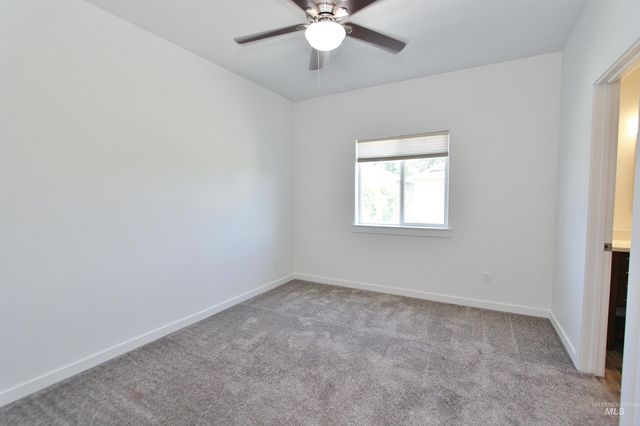1996 W Bella Ln, Nampa, ID 83651