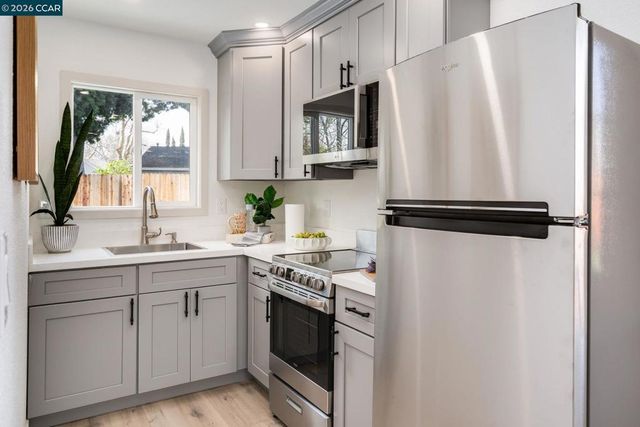 2653 2653 Garden Ave, Concord, CA 94520