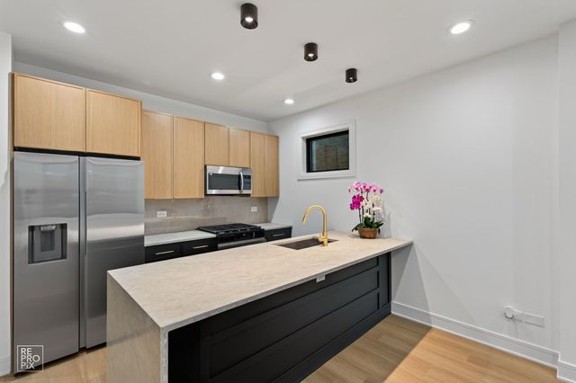 2327 S Homan Avenue 3, Chicago, IL 60623