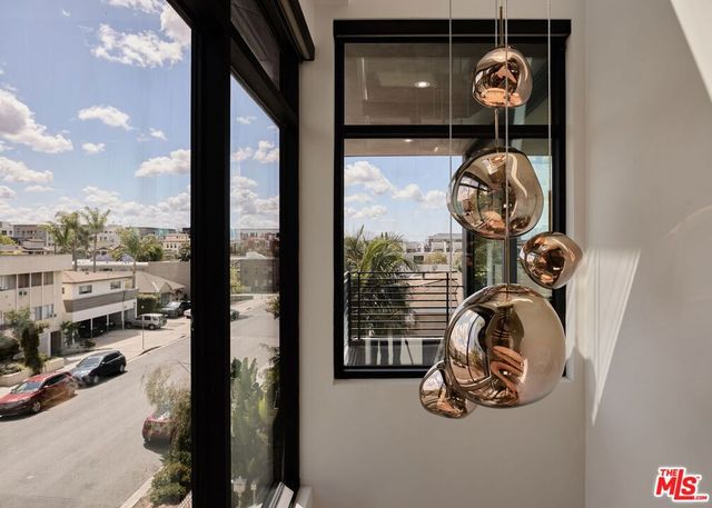 1227 N Formosa Avenue 1, Los Angeles, CA 90046