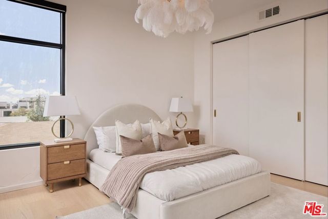 1227 N Formosa Avenue 1, Los Angeles, CA 90046