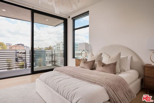 1227 N Formosa Avenue 1, Los Angeles, CA 90046