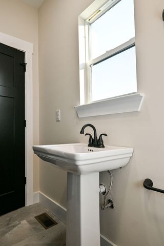 153 County Road 174, Athens, TN 37303