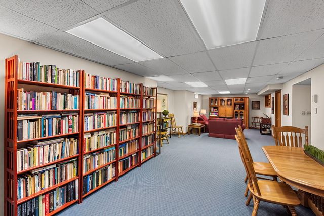 3615 Creekside Drive, Valparaiso, IN 46383