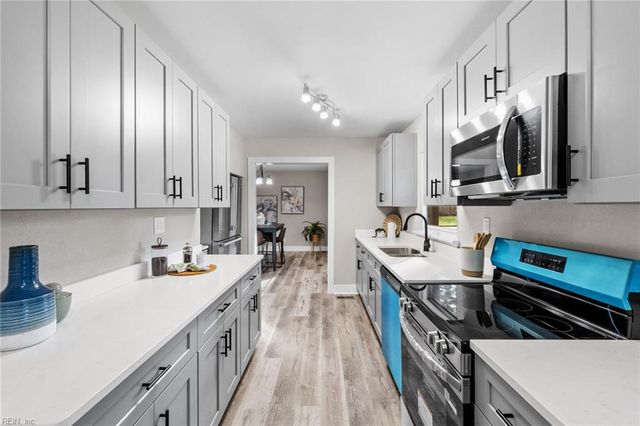 1555 Crane AVE, Norfolk, VA 23518