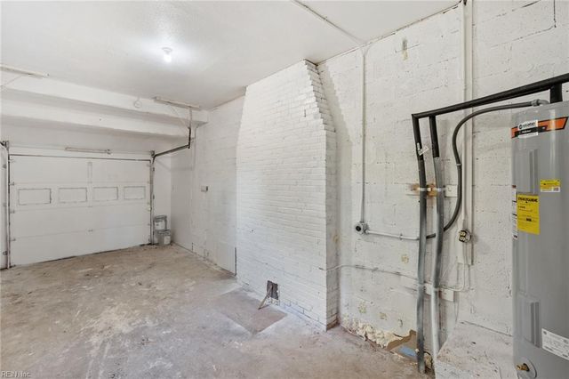 1555 Crane AVE, Norfolk, VA 23518