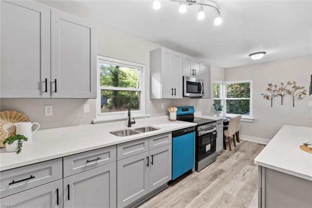 1555 Crane AVE, Norfolk, VA 23518