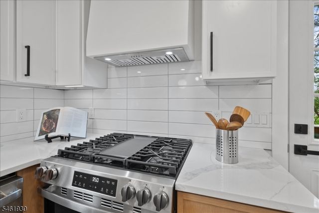 93 River View Way, Montague Twp., NJ 07827