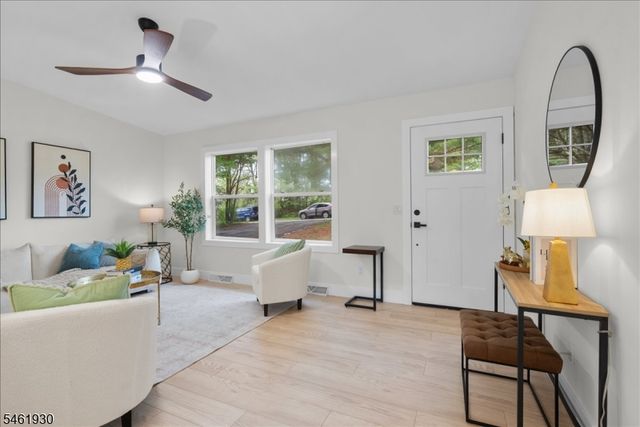 93 River View Way, Montague Twp., NJ 07827