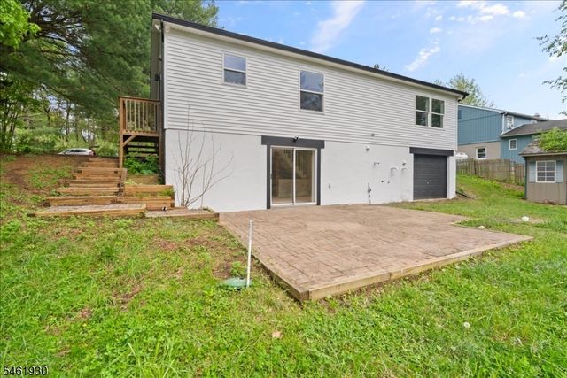 93 River View Way, Montague Twp., NJ 07827