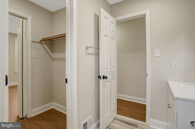 2829 JOSEPH MAKELL CT, Alexandria, VA 22306